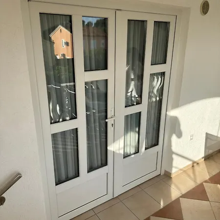 Apartman J&B Vir Exterior photo